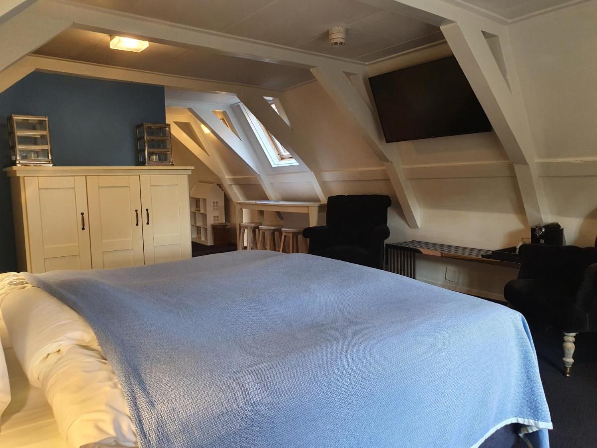 Badhotel Bruin Vlieland Exterior photo