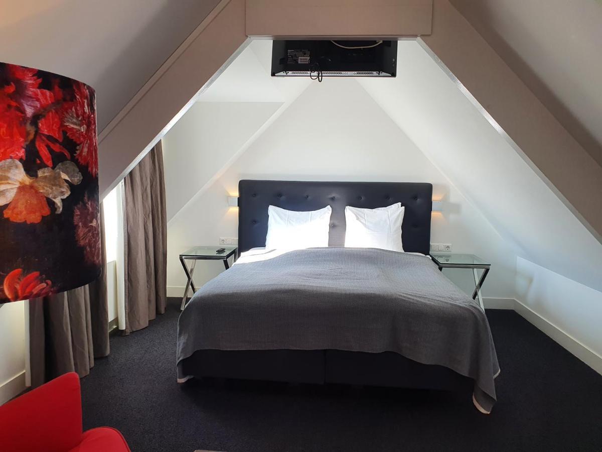 Badhotel Bruin Vlieland Exterior photo